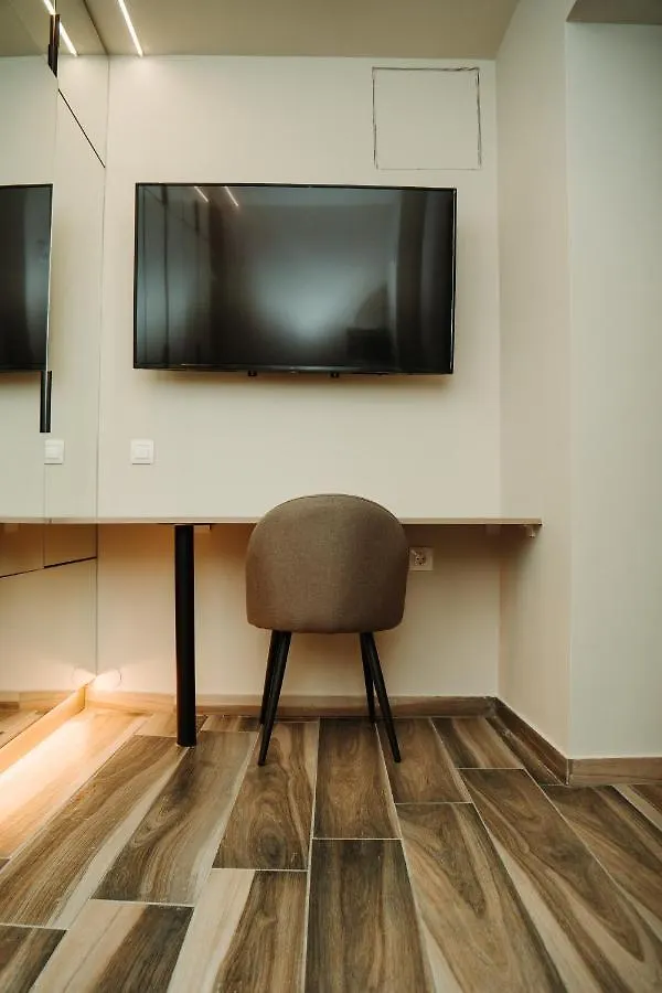 Blackhaus Family And Friends Deluxe Apartment 塞萨洛尼基